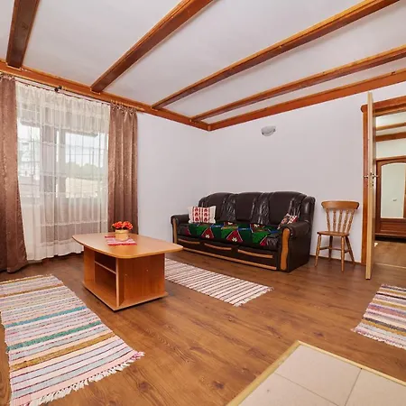 Pensiunea Colt Alb Guest house Ocolis